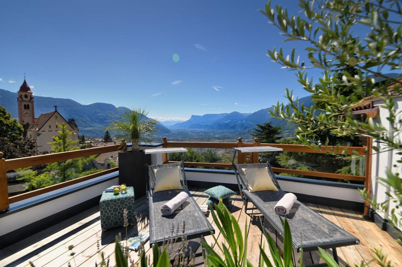 Small Hotel Sonne Tirolo Exterior photo