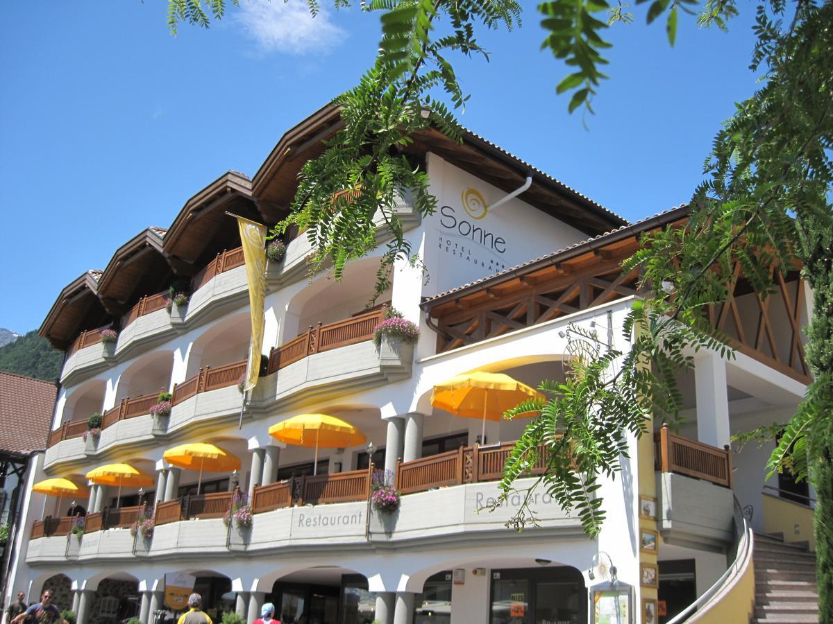 Small Hotel Sonne Tirolo Exterior photo