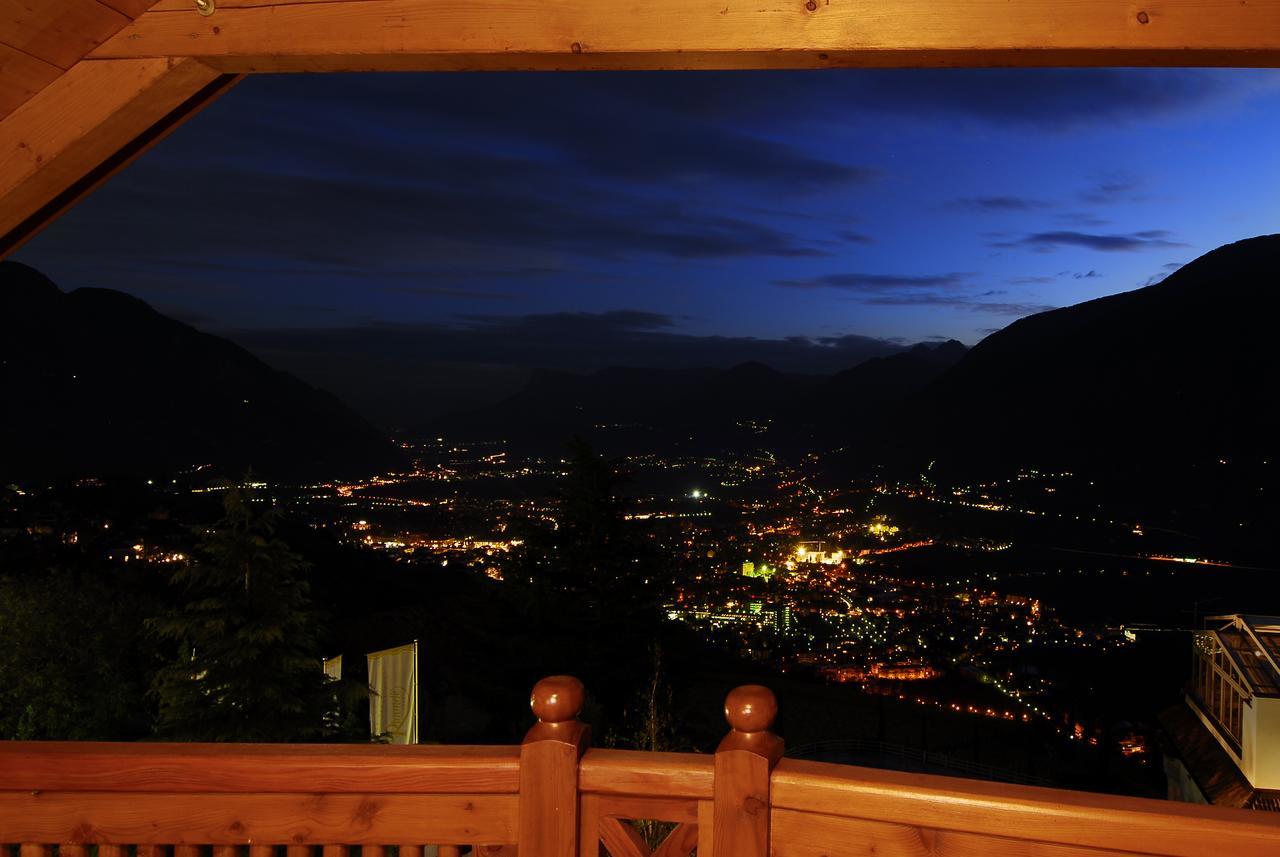 Small Hotel Sonne Tirolo Exterior photo
